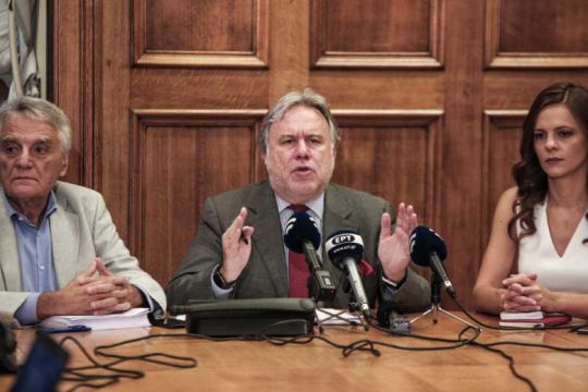 Χωρίς σύγκλιση για την ψήφο των αποδήμων