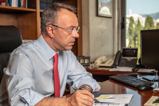 Οι εξαγγελίες Μητσοτάκη στη ΔΕΘ κοστίζουν 1,2 δισ. ευρώ