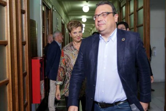 Φάμελλος: Κυβέρνηση – γραφείο Τύπου της «Ελληνικός Χρυσός»