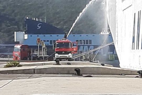 Υλικές ζημιές από φωτιά σε πλοίο της γραμμής Ηγουμενίτσα – Βενετία