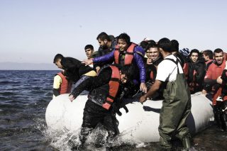 Εμπόδια στο άσυλο και επαναπροωθήσεις