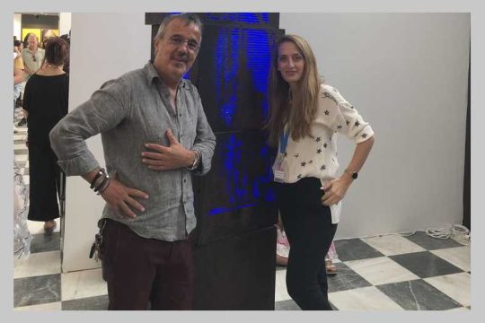 Μια «Καρυάτιδα» για τον Κώστα Μπακογιάννη