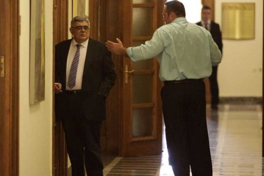Ο Λαγός, ο Μιχαλολιάκος και ο Χίτλερ