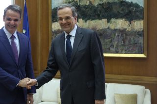 Δύο γραμμές για Novartis στη Ν.Δ.