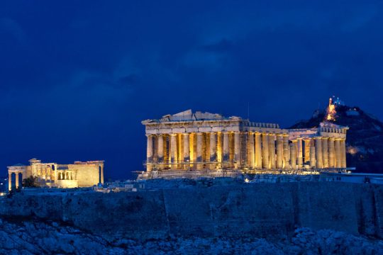 Να λάμψει η Ακρόπολη όπως το 2004…