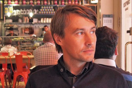 «Η ποίηση με δίδαξε να εμπιστεύομαι τον κόσμο»