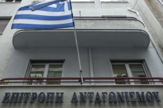 Νομικά διάτρητος ο «διεμβολισμός» της Επιτροπής Ανταγωνισμού