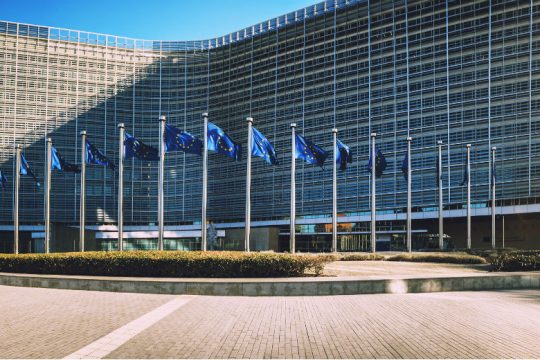 Μια υπενθύμιση απ’ την Κομισιόν απέναντι στις απειλές Ερντογάν