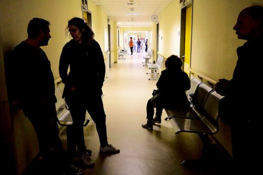 Παγίδα τα περί «υπεράριθμου» Δημοσίου