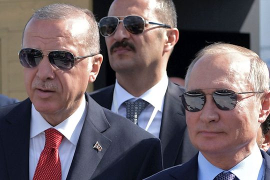 Ο… διπολικός «σουλτάνος» στις Συμπληγάδες της Συρίας