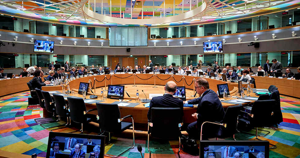 Στο Eurogroup το επίσημο αίτημα για πρόωρη αποπληρωμή του ΔΝΤ