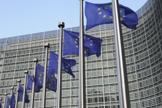 Κομισιόν: Η Ελλάδα δεν έχει υποβάλει αίτημα για βοήθεια στο προσφυγικό