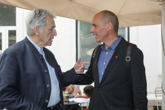 Αυτογελοιοποίηση…