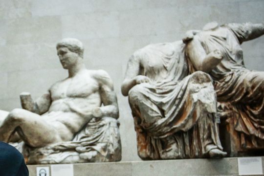 Ξεκάθαρος ο Όσμπορν ότι συζητά μόνο για δανεισμό των Γλυπτών, ενώ αφήνει αιχμές για Σούνακ