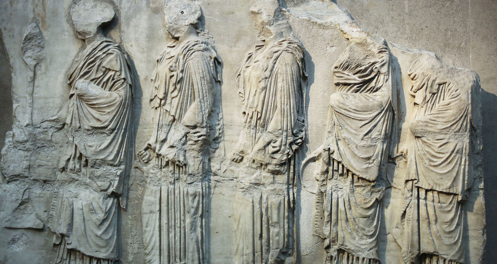 «Τα Γλυπτά εκλάπησαν»