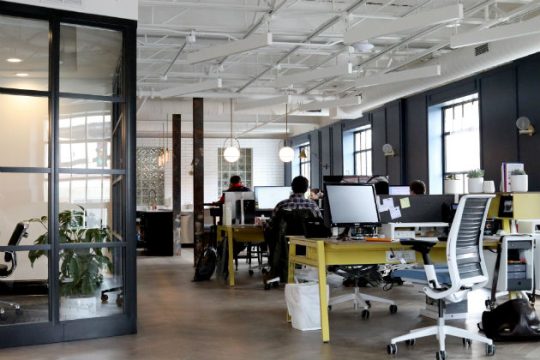 Οταν το Δίκαιο συναντά το «αόρατο χέρι της αγοράς»
