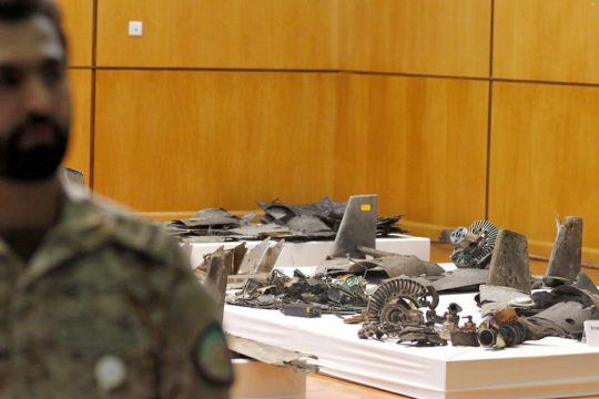 «Ειρήνη» μεν, Αρμάδα δε