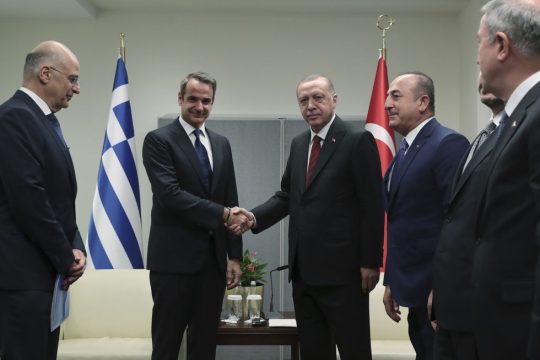 Ευχολόγια για τα καυτά θέματα