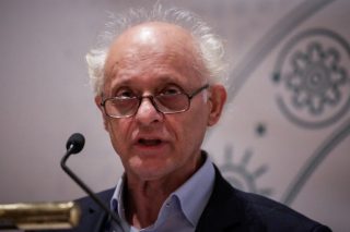 Η δημόσια αλήθεια
