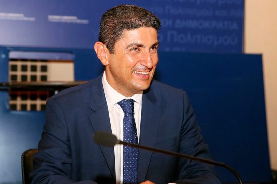 Ψίθυροι και σκοτεινά σημεία