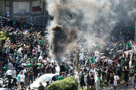Οργή από 4.000 οπαδούς κατά του Αλαφούζου στη Λεωφόρο