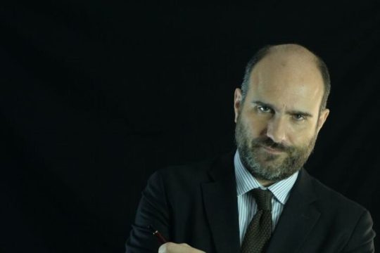 Ας τρέξει λίγο αιματάκι στα Εξάρχεια