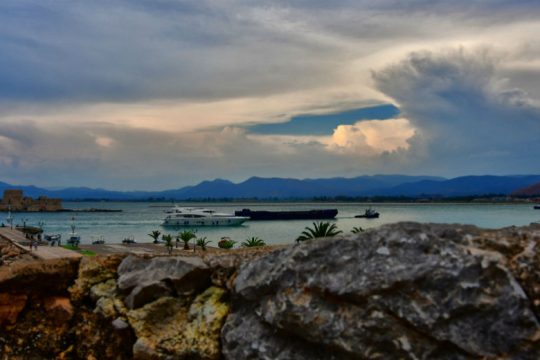 Άστατος καιρός στα δυτικά και νότια