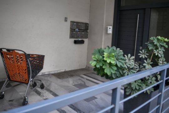Συνελήφθη η 19χρονη μητέρα του εγκαταλελειμμένου βρέφους