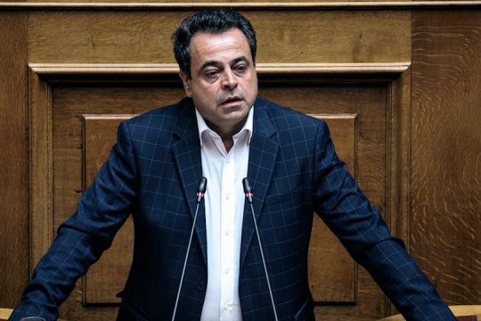 Ν. Σαντορινιός: Ναυαγεί η Παιδεία στα νησιά