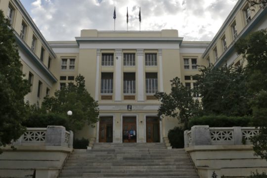Νέα αστυνομική επιχείρηση στο Οικονομικό Πανεπιστήμιο