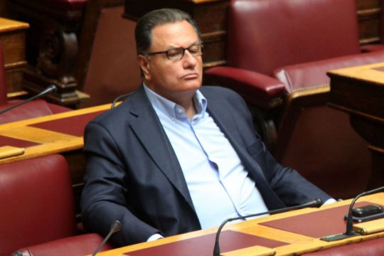 Ανυπόγραφα