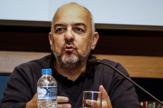 Ο Μπάμπης «πνίγηκε» σε μια… κουταλιά νερό