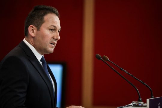 «Αδιόρθωτος ο Τσίπρας», λέει το Μαξίμου