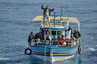 Ο Σαλβίνι έφυγε, το μπλόκο στους πρόσφυγες παραμένει