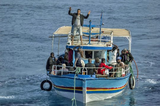 Ο Σαλβίνι έφυγε, το μπλόκο στους πρόσφυγες παραμένει