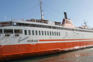 Το «Αδαμάντιος Κοραής» από τη Δευτέρα στη Σαμοθράκη