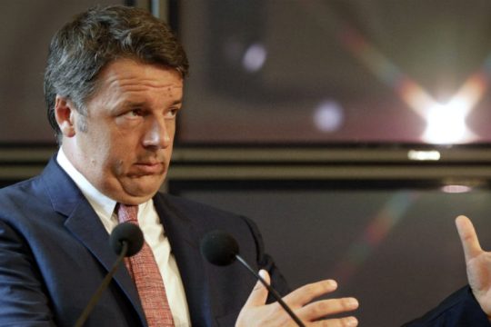Αποχωρεί αλλά στηρίζει το κυβερνών PD ο Ματέο Ρέντσι