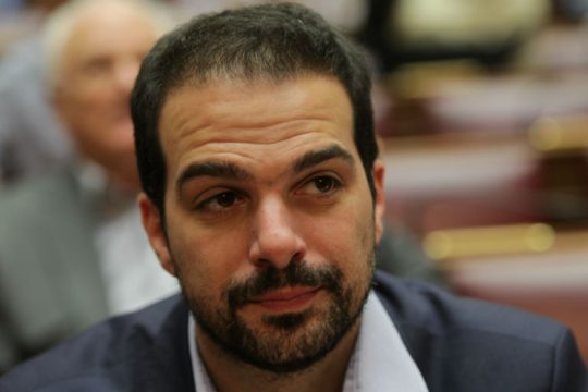 Γ. Σακελλαρίδης: Βολές σε ΣΥΡΙΖΑ – Ν.Δ. για τη διαχείριση του προσφυγικού