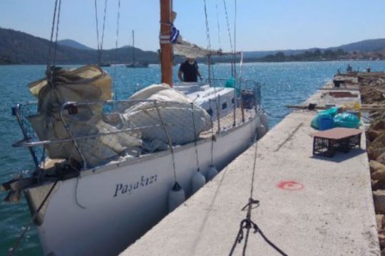 Σκάφος με 36 μετανάστες προσάραξε στην Κεφαλονιά