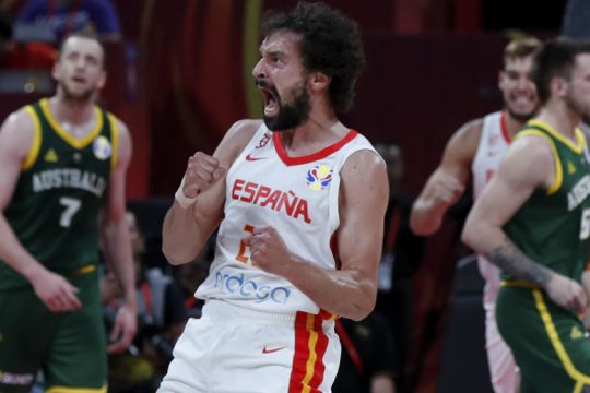 Η Ισπανία στον τελικό μετά από δύο παρατάσεις