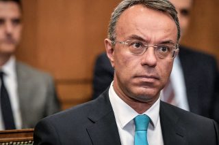 Δεν βιάζονται για νέα έξοδο στις αγορές