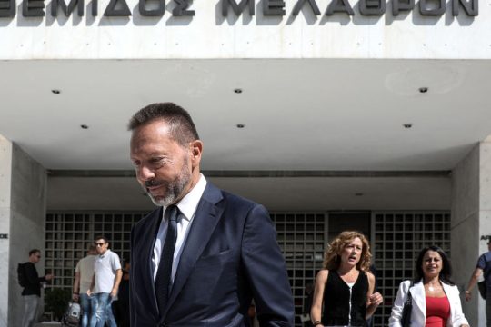 Κατέθεσαν Ράικου και Στουρνάρας