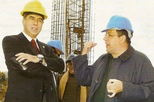 Στο άρμα του Μητσοτάκη μέχρι «να βγει η ψυχή του»