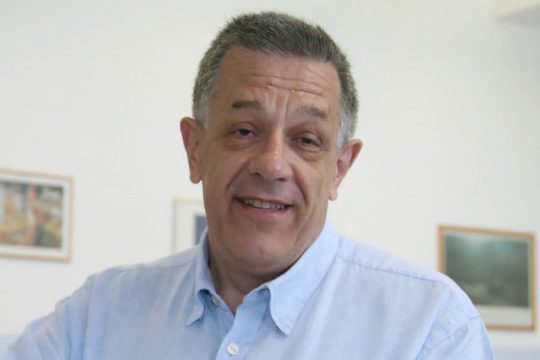 Αυθεντικός πολιτευτάκιας
