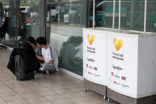 Τα υποκριτικά δάκρυα των άπληστων