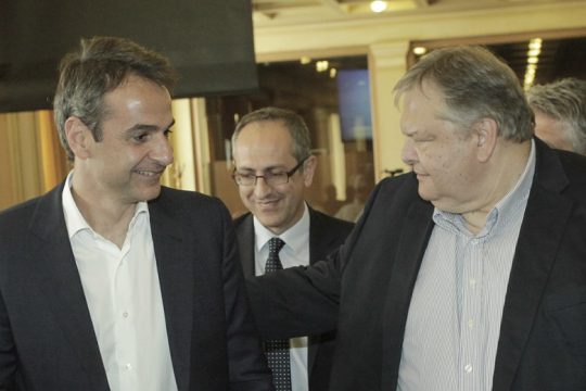 Ανοιχτή στήριξη Βενιζέλου σε Μητσοτάκη