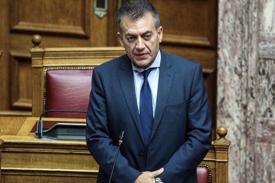 Στροφή στις ατομικές συμβάσεις επιχειρεί η κυβέρνηση
