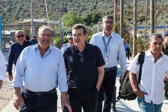 Παραιτήθηκε ο διοικητής της Μόριας