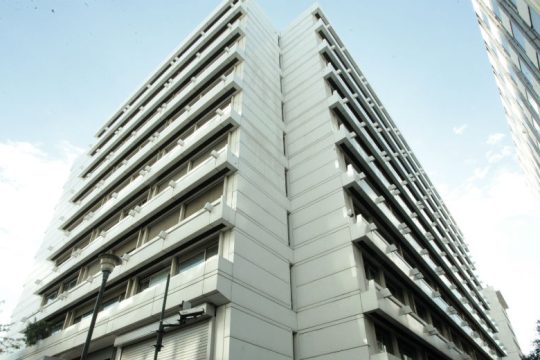 Αγώνας δρόμου για να κλείσουν οι διαπραγματεύσεις μέχρι το Eurogroup