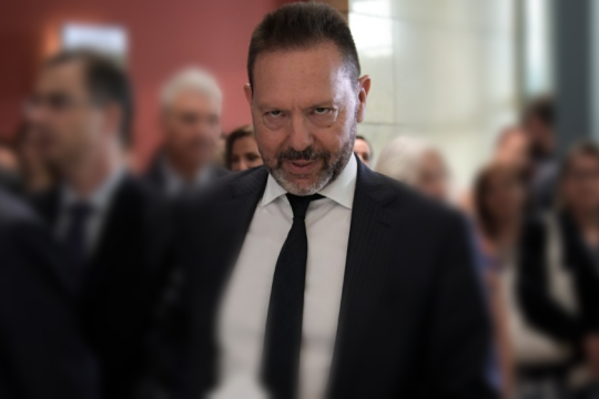 Οι μισές αλήθειες του Στουρνάρα και οι… Λωτοφάγοι
